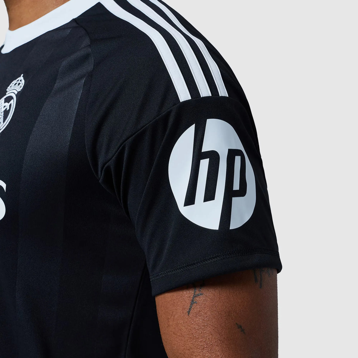 2025/26 Jersey Real Madrid Goalkeeper