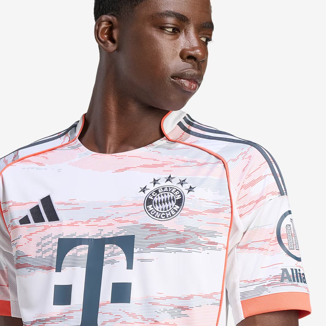 2025/26 Jersey Bayern Munich II Fan