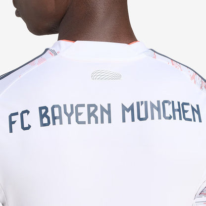 2025/26 Jersey Bayern Munich II Fan