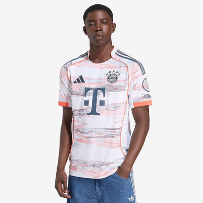 2025/26 Jersey Bayern Munich II Fan