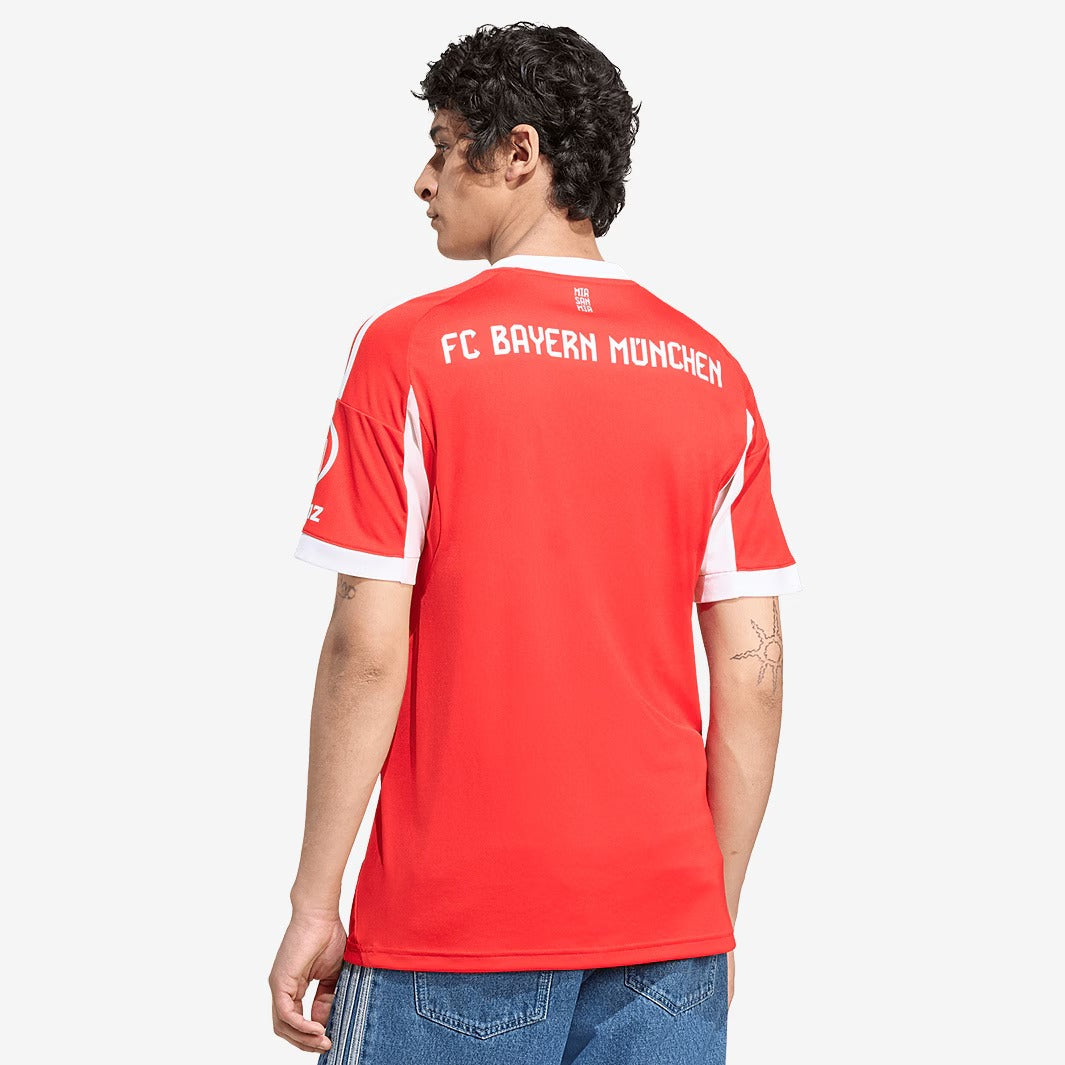 2025/26 Jersey Bayern Munich I Fan