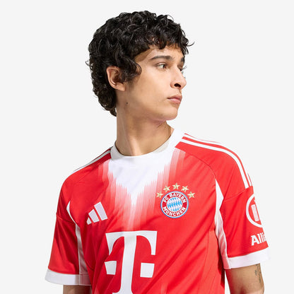2025/26 Jersey Bayern Munich I Fan