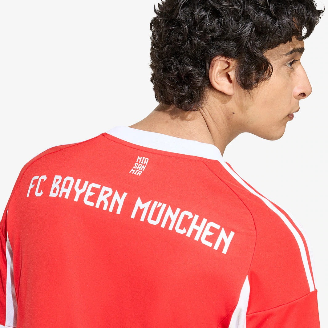 2025/26 Jersey Bayern Munich I Fan