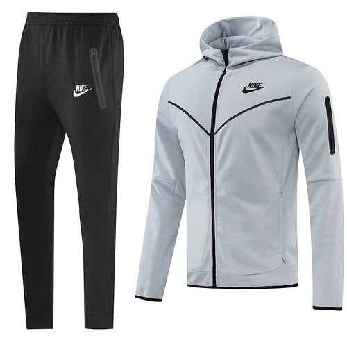 CONJUNTO NK CHAQUETA Y PANTALON HOMBRE - TIENDA DEL JUGADOR