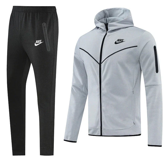 CONJUNTO NK CHAQUETA Y PANTALON HOMBRE - TIENDA DEL JUGADOR