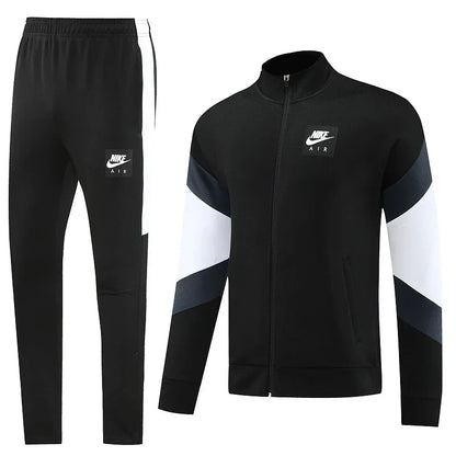 CONJUNTO NK CHAQUETA SIN CAPUCHA Y PANTALON HOMBRE - TIENDA DEL JUGADOR