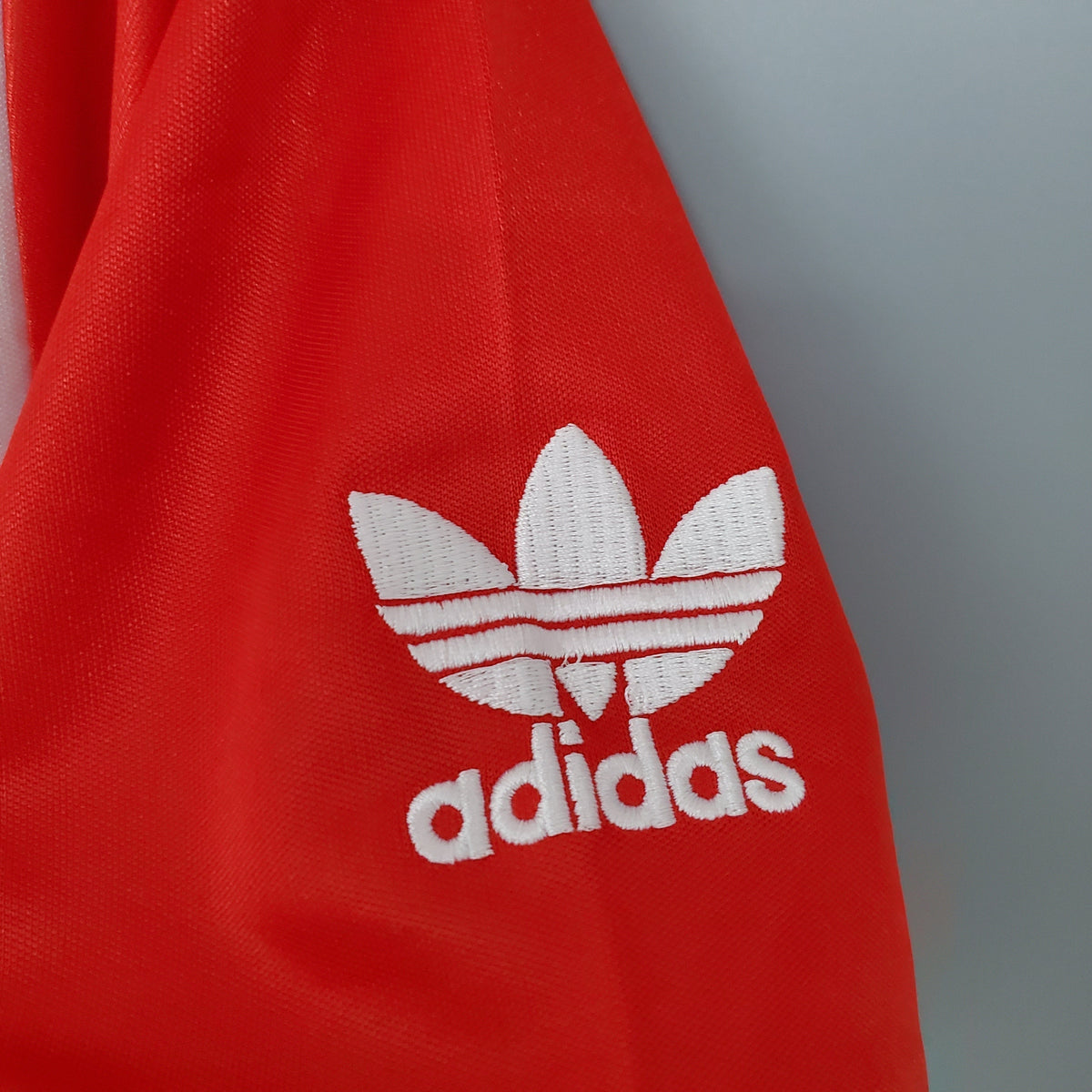 1985 MANCHESTER UNITED I MEN'S (Retro)