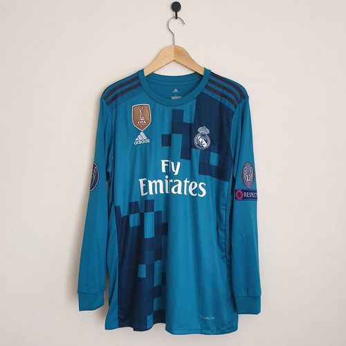Real Madrid Jersey Retro - 2017/18 + Patch Champions League + World Cup