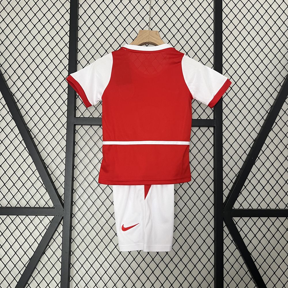 2002/04 Kids Arsenal Kit - Retrﾃｴ
