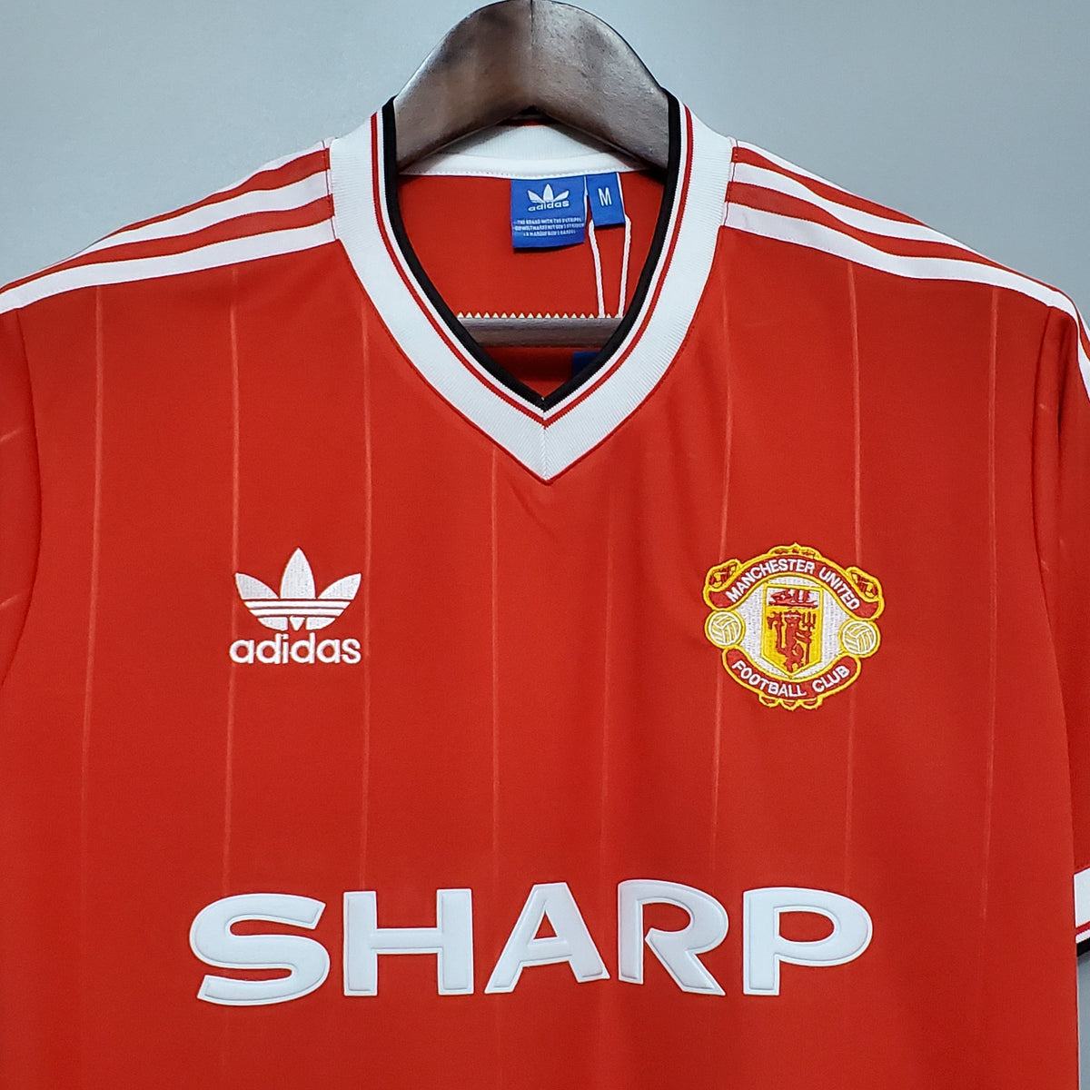 1983 MANCHESTER UNITED I MEN'S (Retro)
