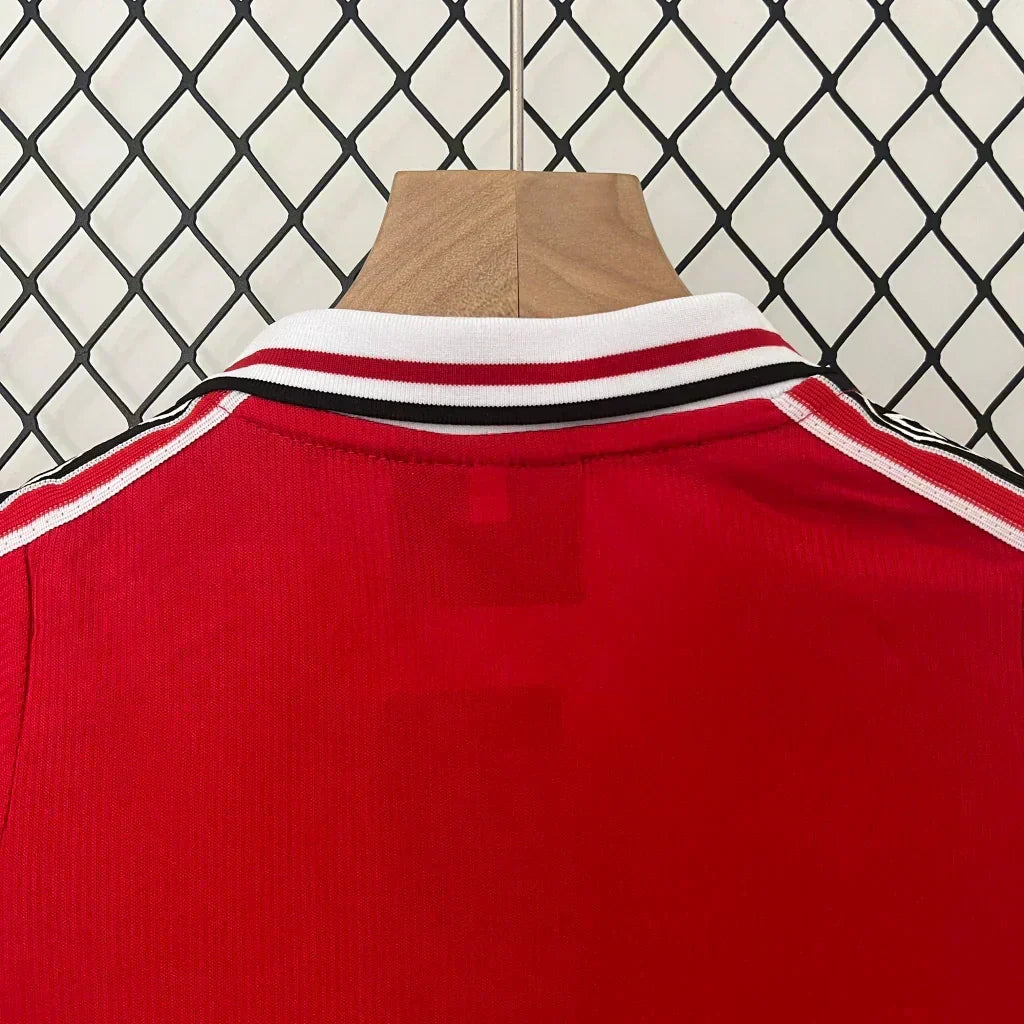 1999/00 Kids Manchester United Home Kit - Retrﾃｴ