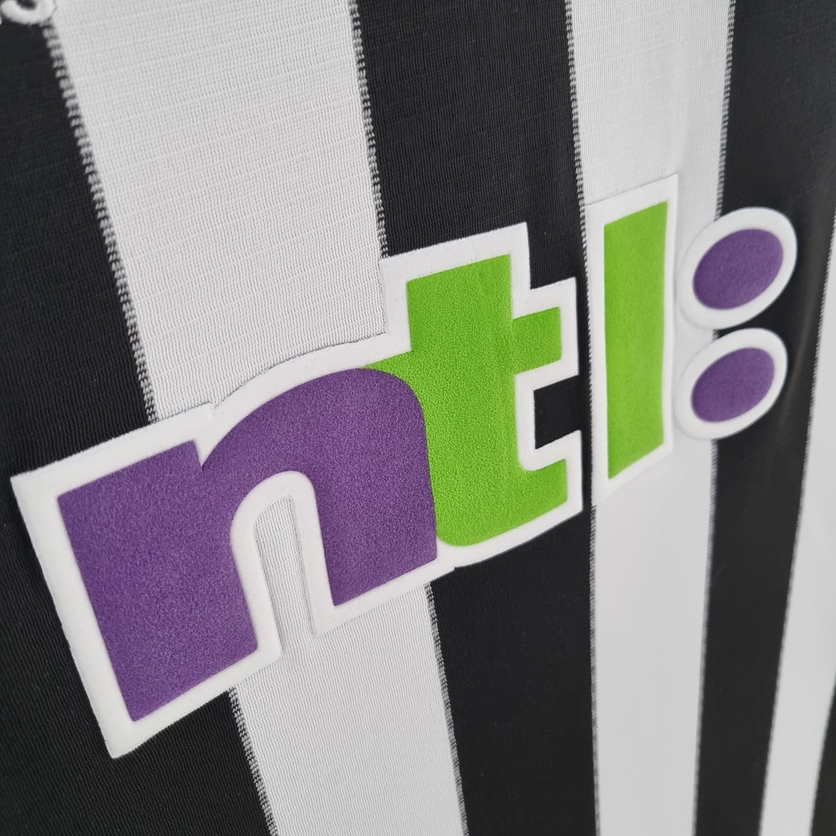 2000/01 NEWCASTLE l MEN'S (Retro)