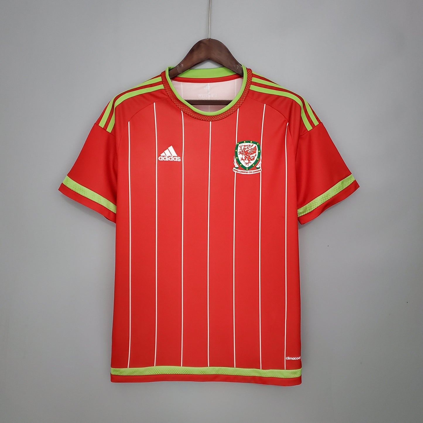 PAÍS DE GALES I 2015 HOMBRE (RETRO) - TIENDA DEL JUGADOR