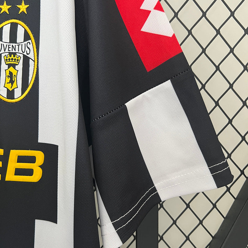 2001/02 Jersey JUVENTUS I MEN'S (Retro)