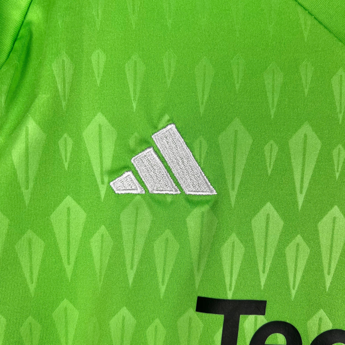 2023/24 MANCHESTER UNITED Goalkeeper I Kids Kit