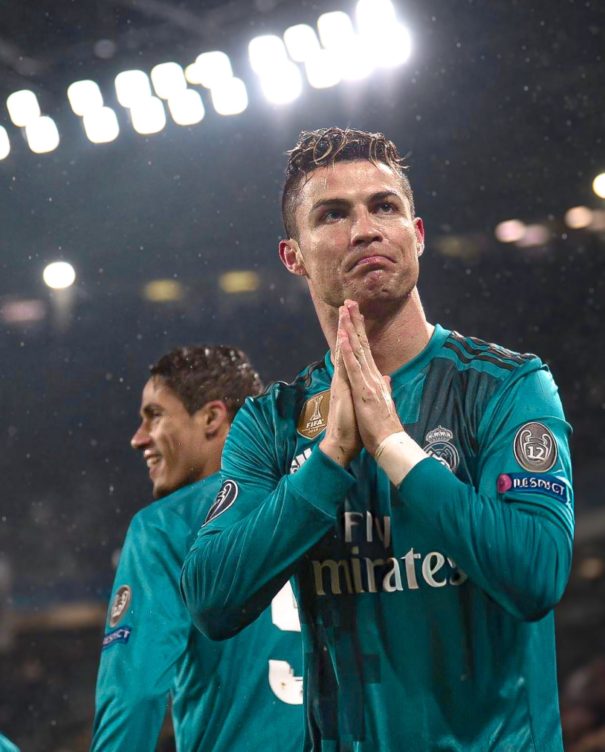 Real Madrid Jersey Retro - 2017/18 + Patch Champions League + World Cup