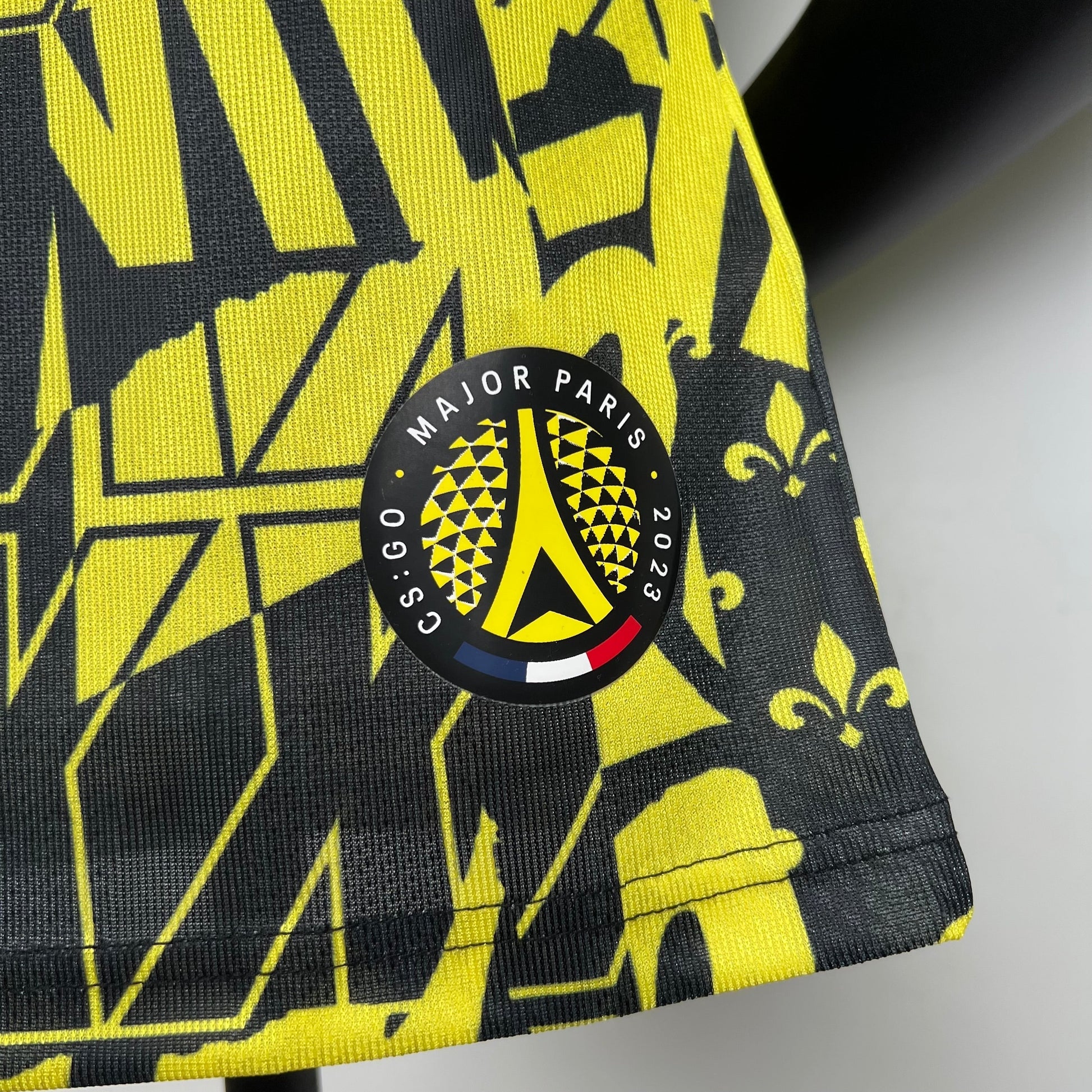 LITTLE BEE l 23/24 HOMBRE - TIENDA DEL JUGADOR
