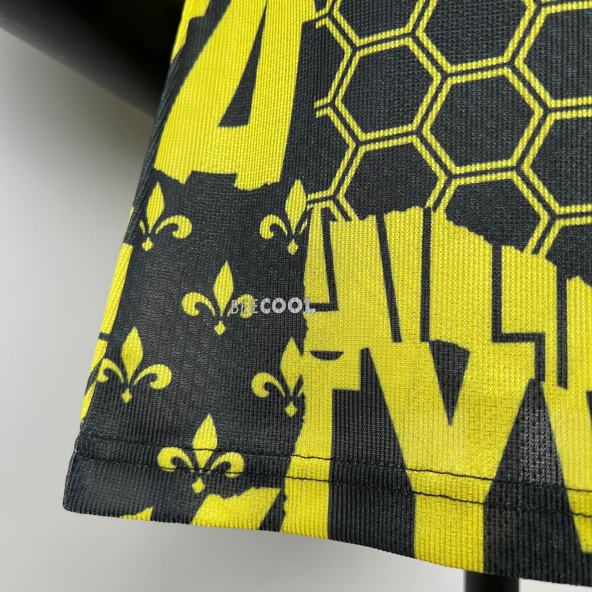 LITTLE BEE l 23/24 HOMBRE - TIENDA DEL JUGADOR