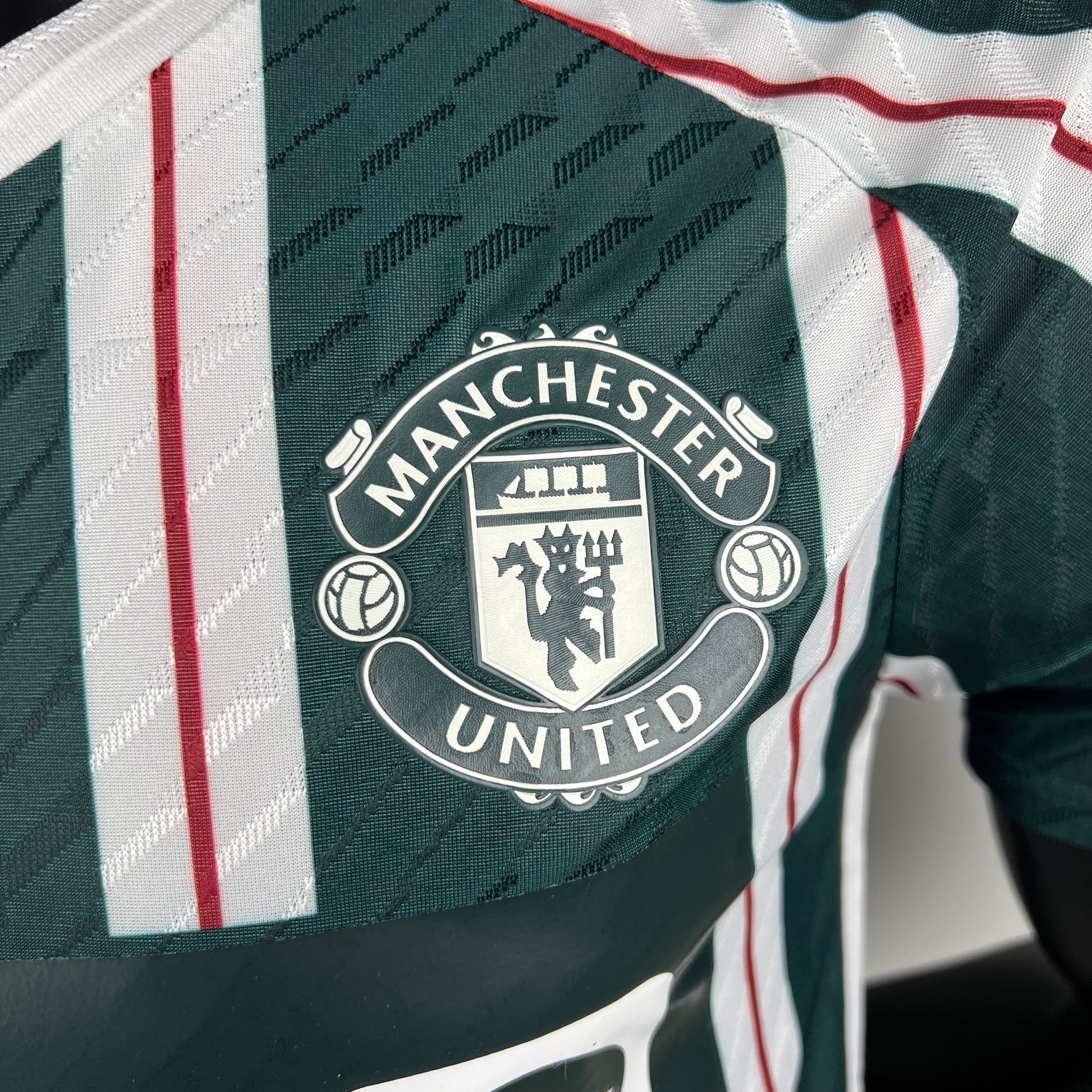 MANCHESTER UNITED III 23/24 HOMBRE (VERSIÓN JUGADOR) - TIENDA DEL JUGADOR