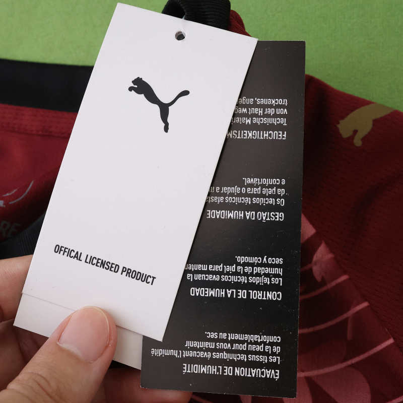 Galatasaray Third Jersey 2025/26 + Keychain FREE