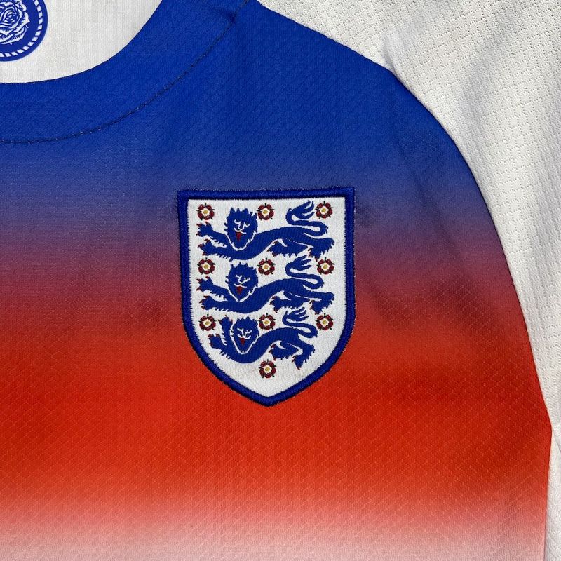 2025/26 Kids England Home Kit