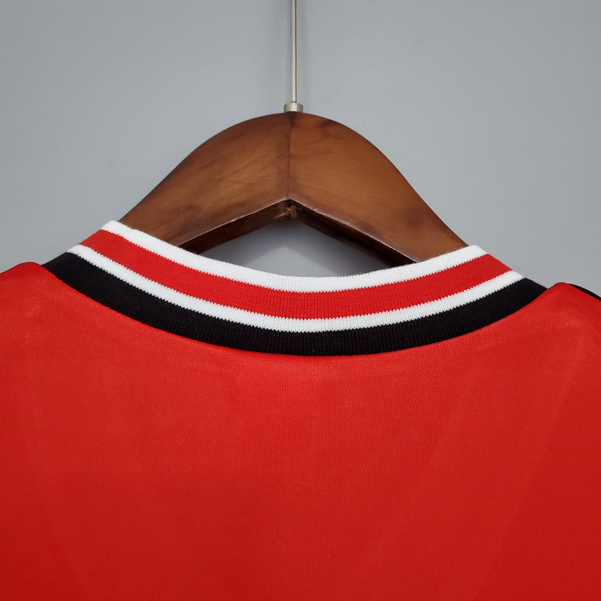 1985 MANCHESTER UNITED I MEN'S (Retro)