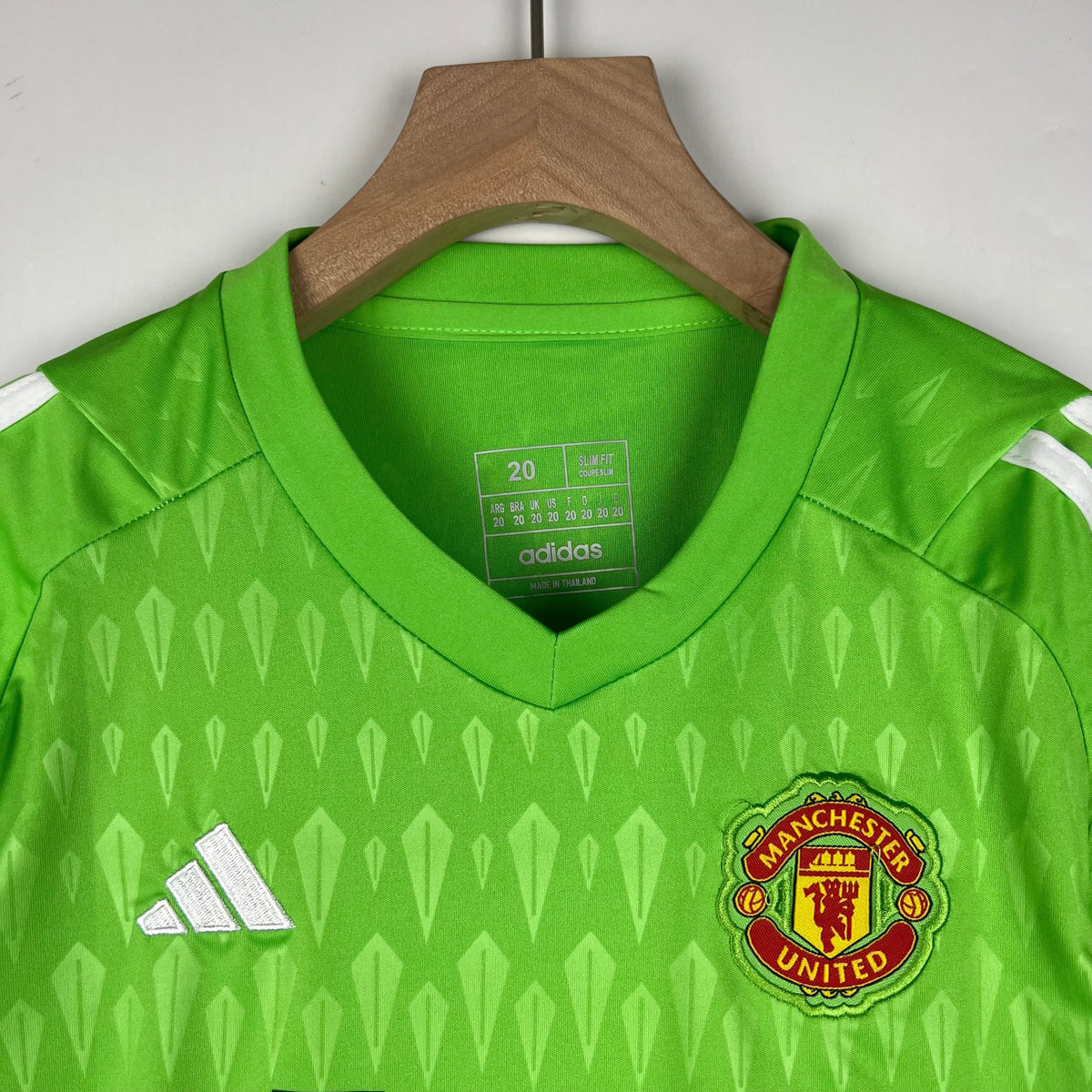 2023/24 MANCHESTER UNITED Goalkeeper I Kids Kit