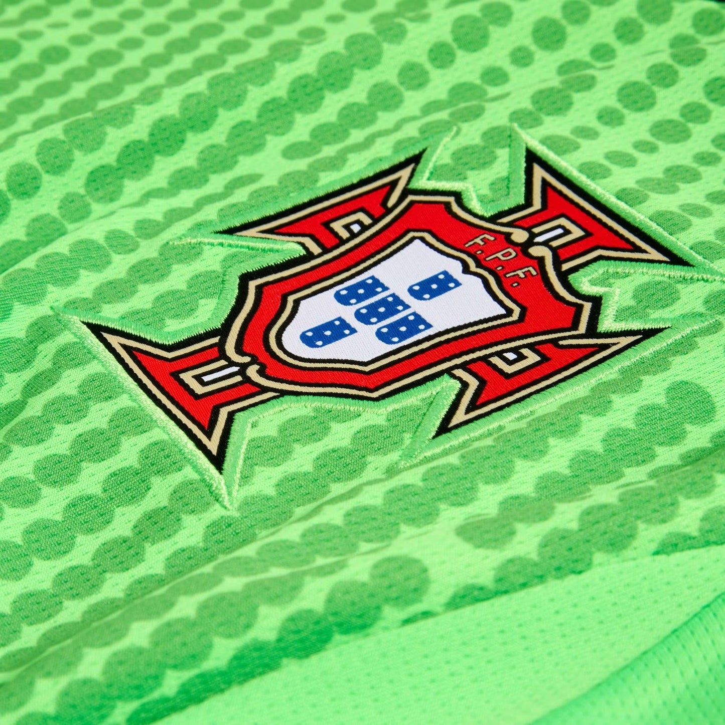 Portugal Green Goalkeeper Jersey 2025/26 PUMA - NEW RELEASE! 🇵🇹