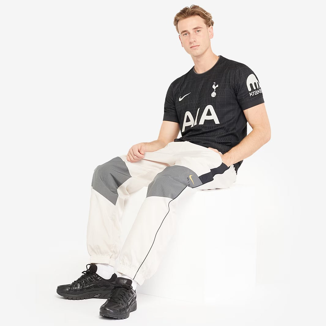 2025/26 Jersey Tottenham II Player