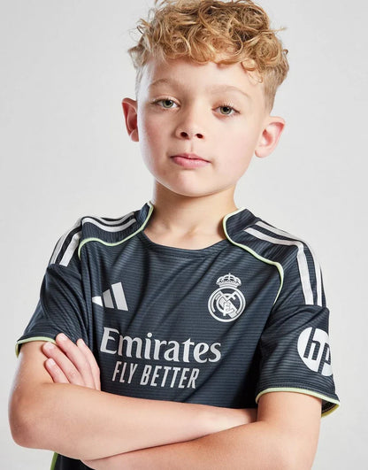 Kit Kids Real Madrid Away Kit 2025/26 + 3 GIFTS 🎁
