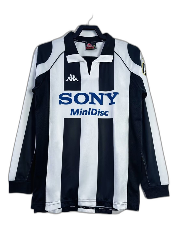 1997/98 Juventus I Home Jersey - Long Sleeve Retro Version