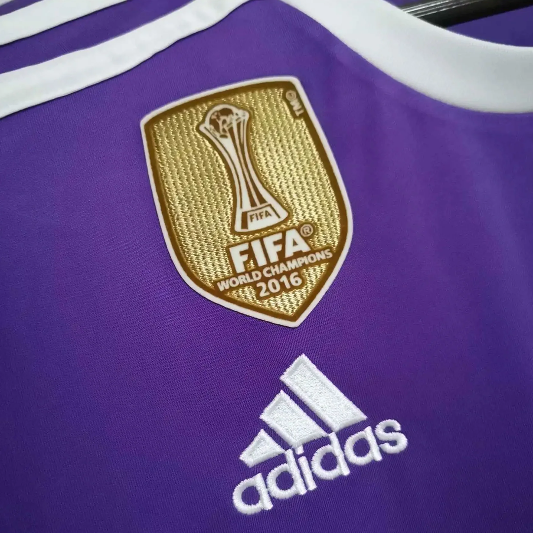 Real Madrid Jersey Retro - 2016/17 + Patch Champions League + World Cup